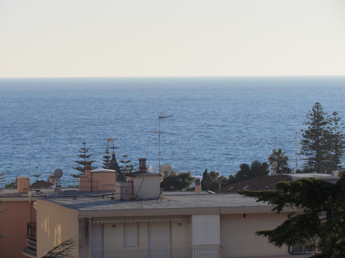 A 2 Passi Dal Mare Apartment Sanremo Exterior photo